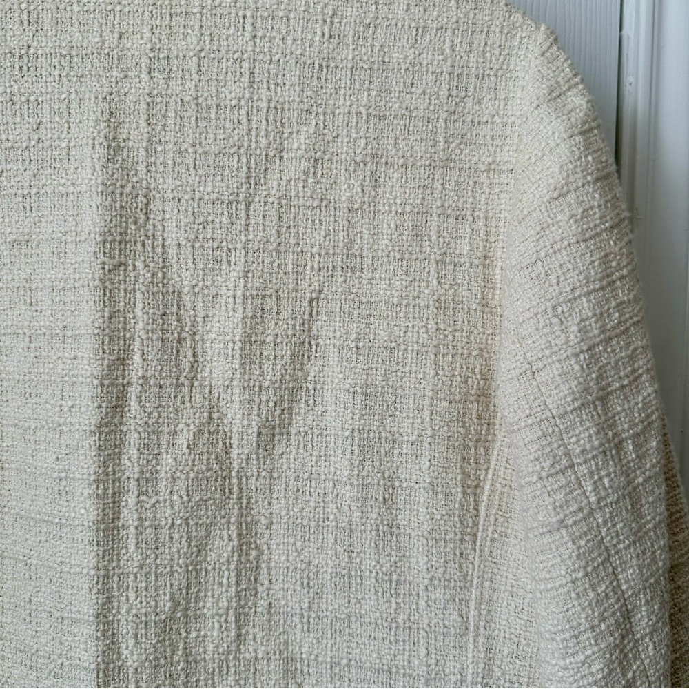 Chico’s Cream Fringe Tweed Open Front Jacket Size 1 (approx. Medium) - Picture 5 of 6